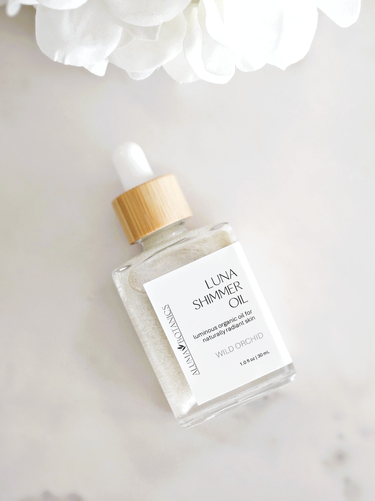 Luna Shimmer Oil | Silver Pearl