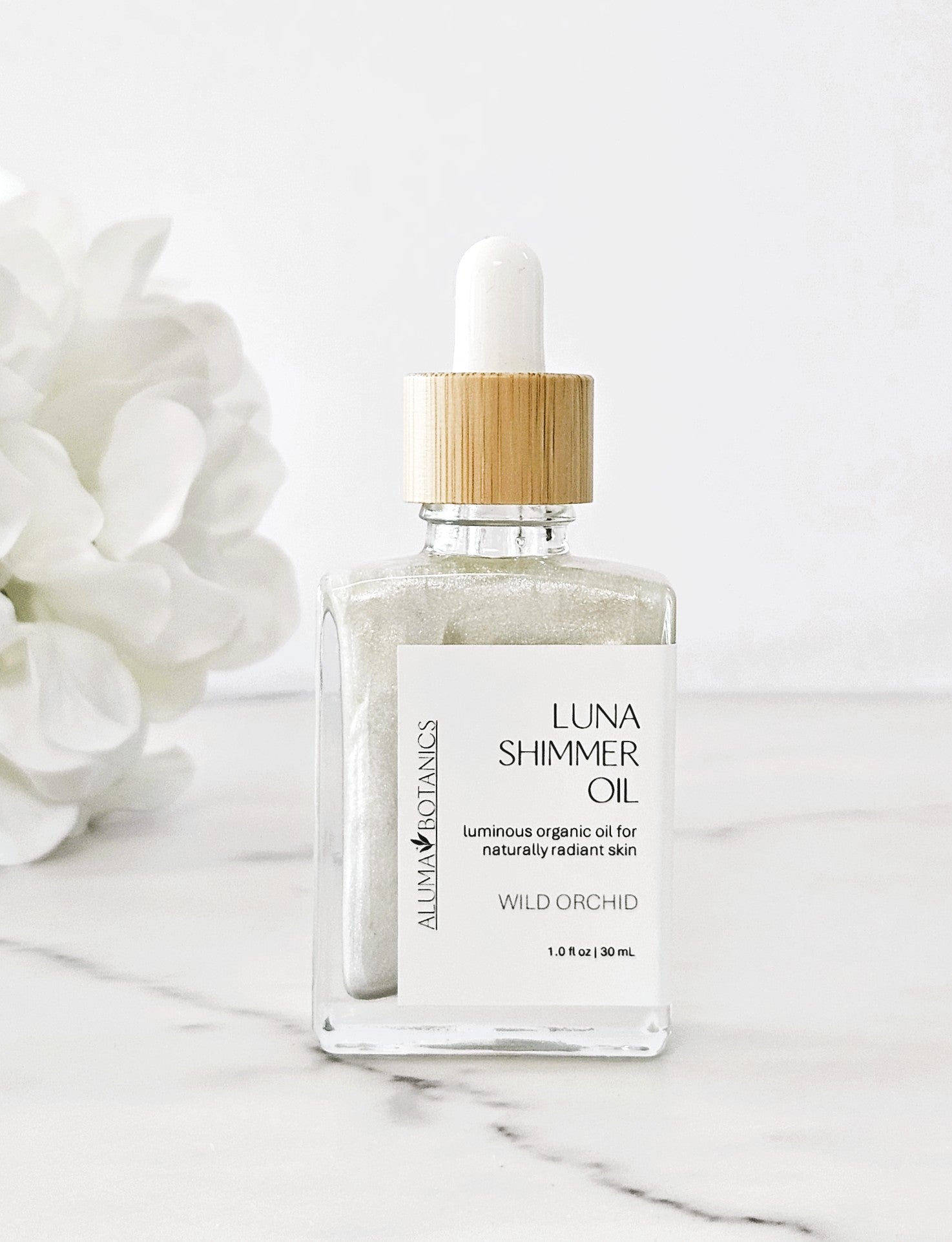 Luna Shimmer Oil | Silver Pearl