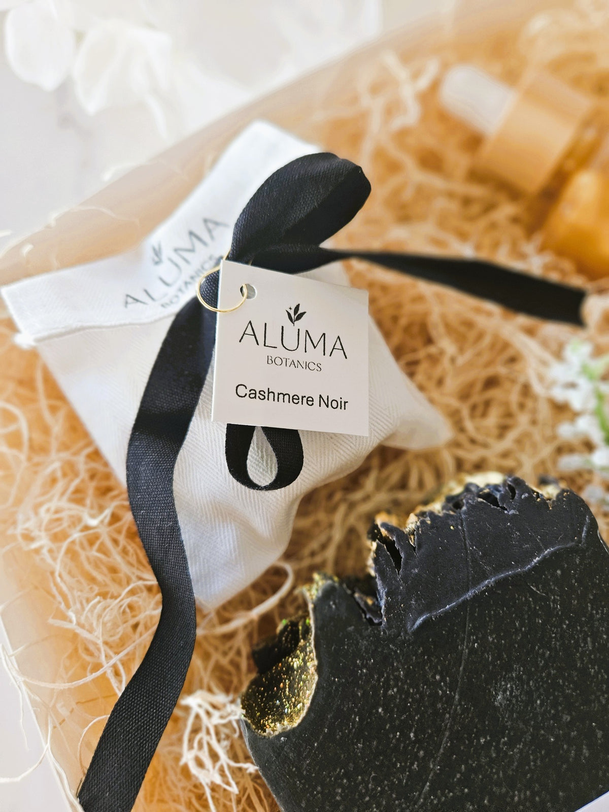 Lux Noir | Parfum & Soap Gift Set